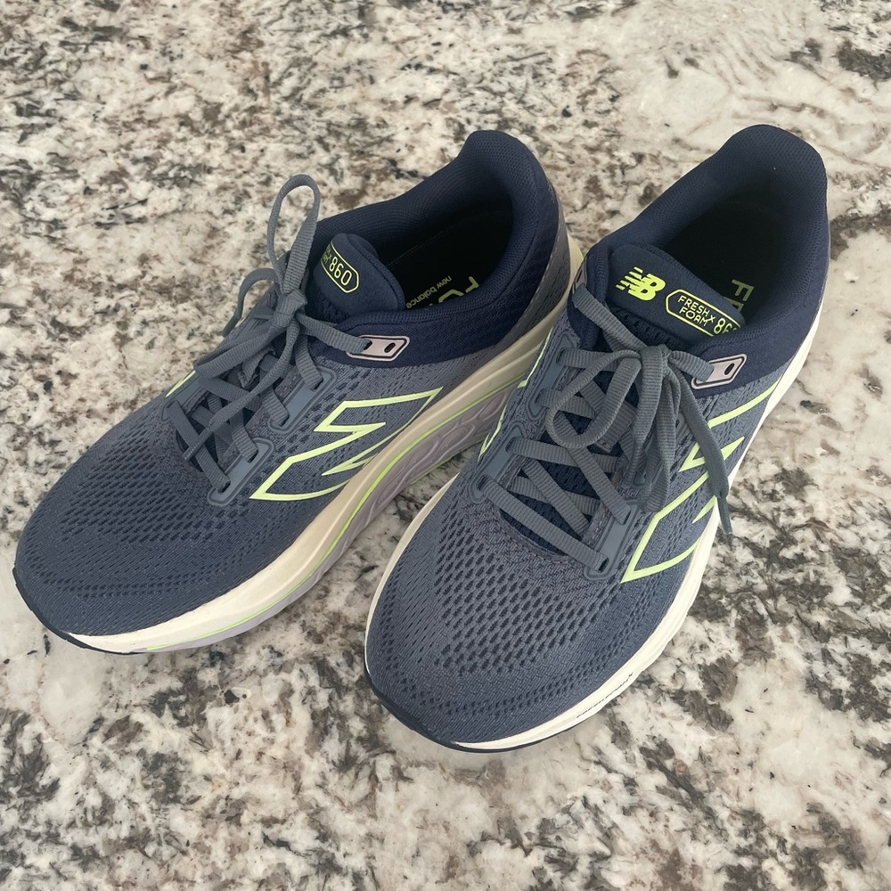 New Balance Fresh Foam 860 - Picture 3 of 7
